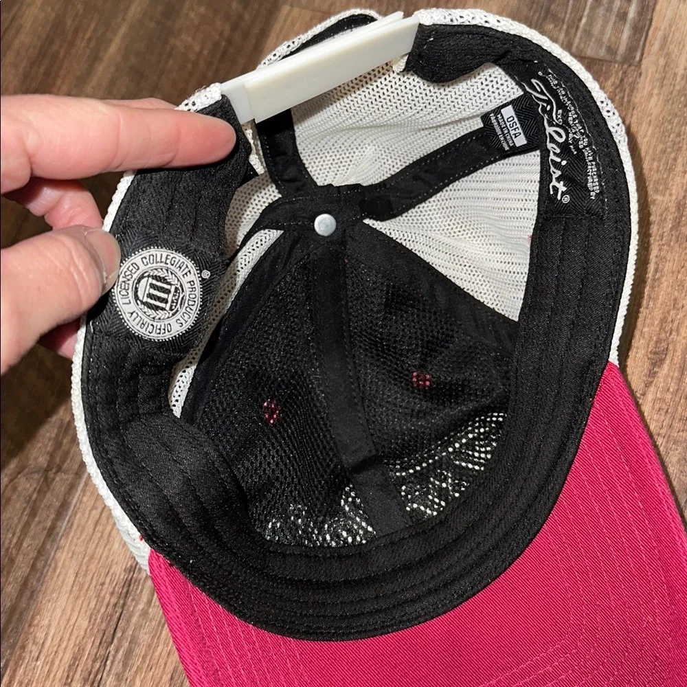 Titleist Indiana Hoosiers Hat Cap Strap Back Adjustable White‎ Crimson